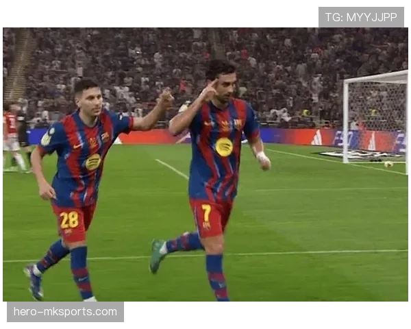 巴萨豪掷千金引援，状态强势回暖剑指西甲冠军