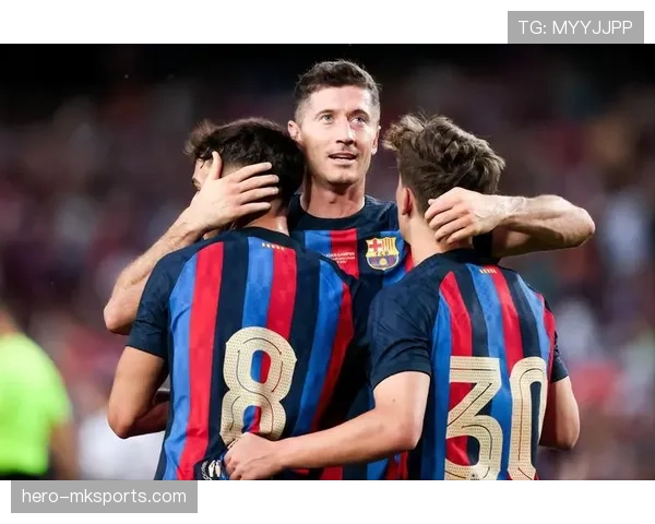 因扎吉战术解析：高位逼抢与快速反击中的攻守平衡