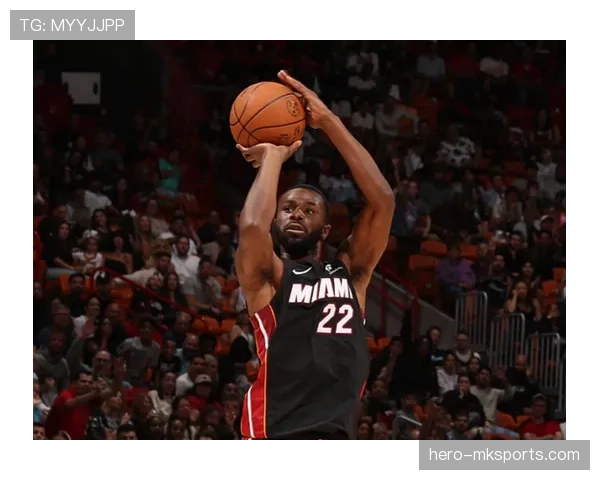 希罗利用挡拆拉开空间提升三分效率 助热火进攻升级